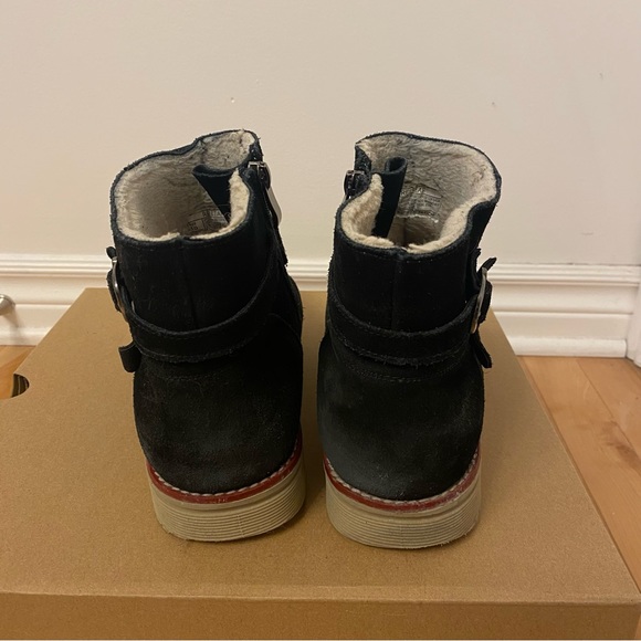 Royal Canadian Winter Boot - Picture 3 of 7